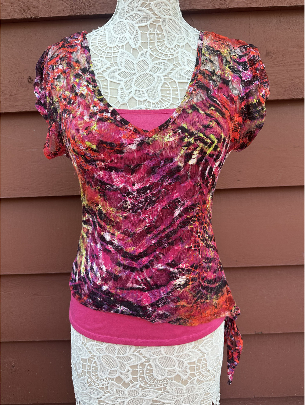 Y2K rue21 Pink Abstract Animal Print‎ Side Tie Tee